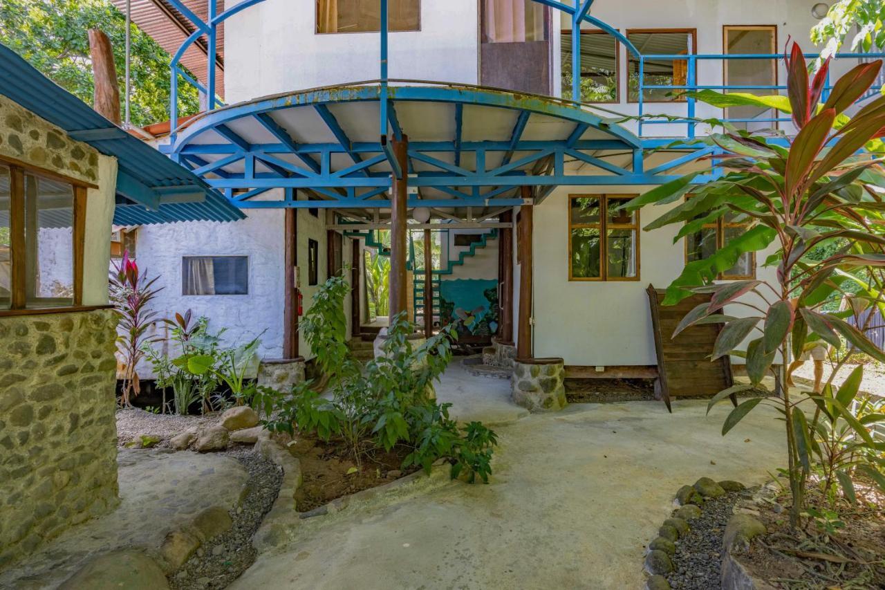 Uvita River Guesthouse Bagian luar foto