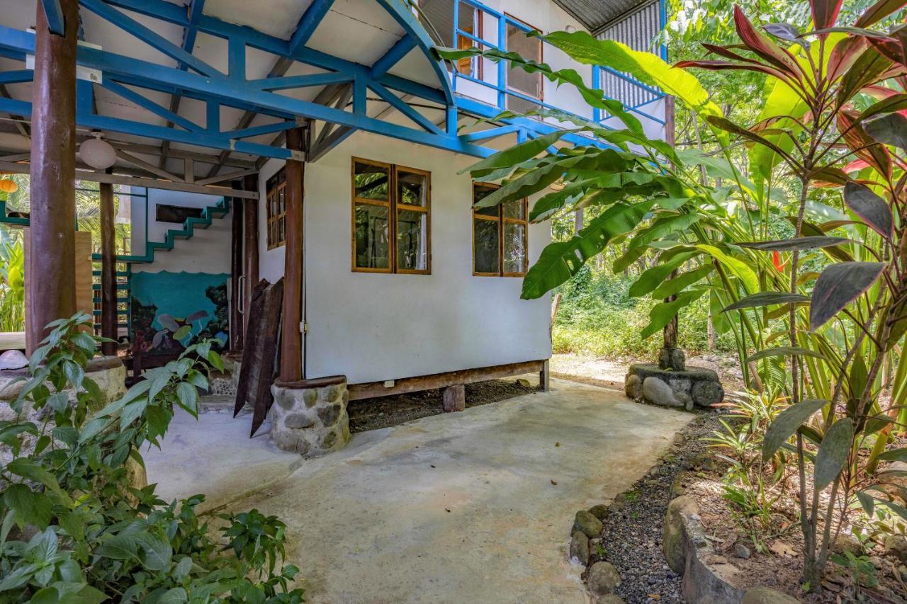 Uvita River Guesthouse Bagian luar foto